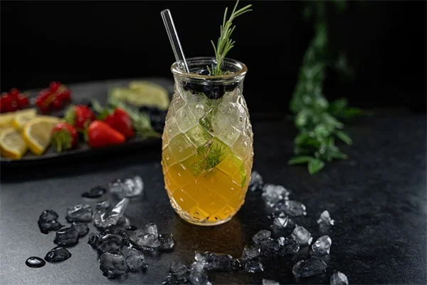 植物フェイスマスク：庭で育てた材料で簡単にできるスキンケア